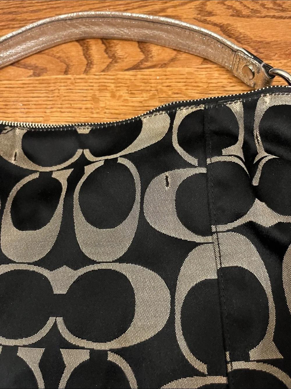 Coach Vintage Poppy Signature C Hobo Bag Black Silver FUC #F15319